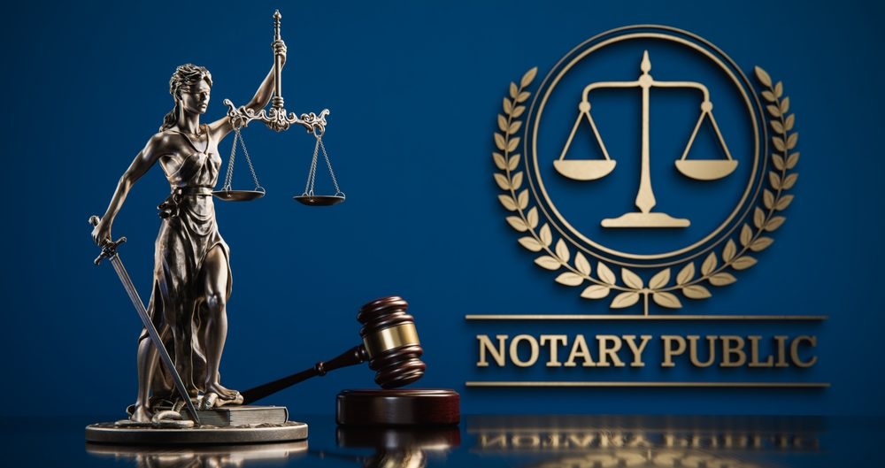 what does a notary public do